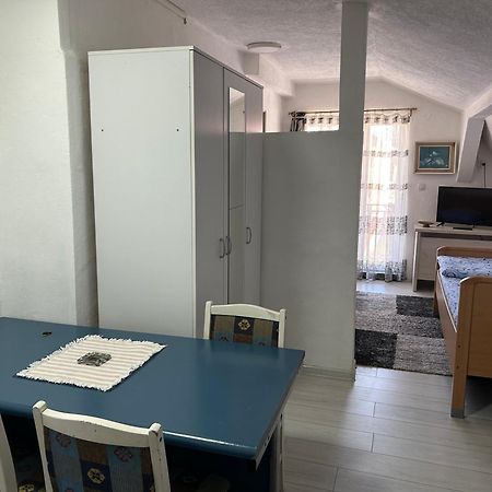 Apartmani & Restoran -S O K O- シェニツァ エクステリア 写真