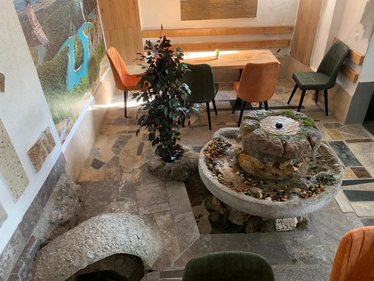 Apartmani & Restoran -S O K O- シェニツァ エクステリア 写真